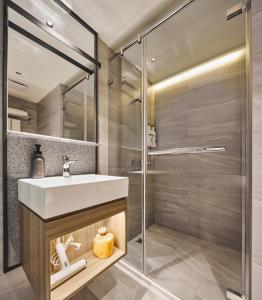 Bilik mandi di Orange Hotel -Hanzhong, Taipei