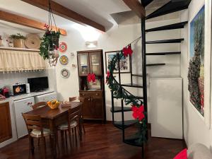 Köök või kööginurk majutusasutuses Terratetto Locorotondo Sweet Guest House +34 fotot