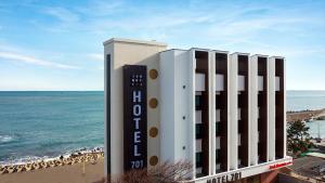 Nespecifikovaný výhled na moře nebo výhled na moře při pohledu z hotelu