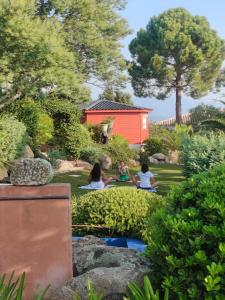 Zahrada ubytování Le Roc E Fiori Hotel - Teritoria