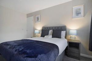Voodi või voodid majutusasutuse Sleek & Tranquil Corner on Durham Road, Sleeps 4 toas