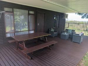 Svalir eða verönd á St Lucia Ocean View Lodge