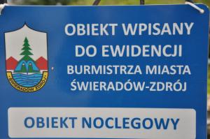 Πιστοποιητικό, βραβείο, πινακίδα ή έγγραφο που προβάλλεται στο Malinówka Izerska
