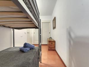 Posteľ alebo postele v izbe v ubytovaní Apartment Rhodas by Interhome