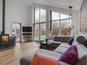 Posezení v ubytování Holiday Home Holmwith - 200m from the sea by Interhome