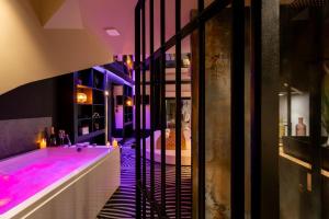 Fotografie z fotogalerie ubytování LoveRoom Le Côté Secret v destinaci Vannes