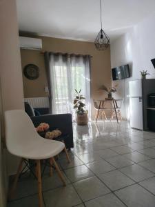 A television and/or entertainment centre at Home Volos
