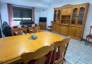 TV a/nebo společenská místnost v ubytování Apartamento La Ermita