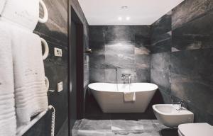 Ванная комната в Dunetton - self check-in hotel