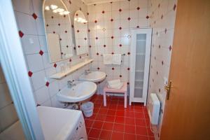 Baðherbergi á Seevilla Wochinz
