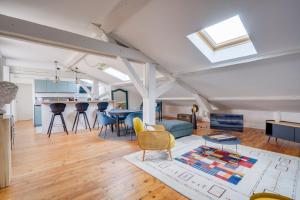 Część wypoczynkowa w obiekcie Bel appartement Bordeaux centre Pey Berland