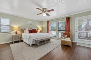 Ένα ή περισσότερα κρεβάτια σε δωμάτιο στο Dune Breeze