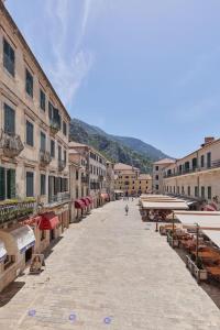 Gallery image of Spacious 1Bedroom on the Main Square of Kotor in Kotor