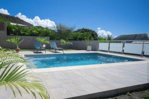 Piscina di 972A - Magnificent ground floor with swimming pool o nelle vicinanze