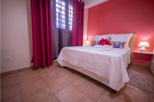 Letto o letti in una camera di 972A - Magnificent ground floor with swimming pool
