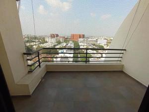 Балкон или терраса в 3BHK Fully Furnished Penthouse With Living Room And Kitchen Kashiwal Marwel Aurangabad