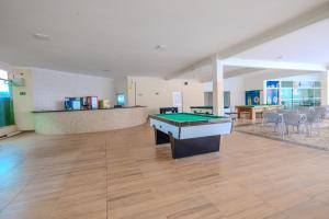 Biliár nebo kulečník v ubytování DIROMA INTERNACIONAL RESORT - BVTUR