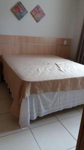 Ένα ή περισσότερα κρεβάτια σε δωμάτιο στο Apartamento 704-C Casa da Madeira Caldas Novas