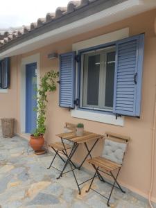 Balkón nebo terasa v ubytování KOUROUTA VILLAS