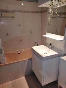 Phòng tắm tại Les Terrasses de Marcq