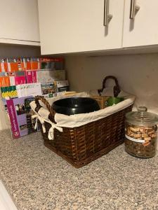 a basket sitting on a counter in a kitchen at Quarry House in Presteigne +51 photos