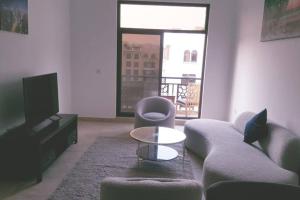 Istumisnurk majutusasutuses 1Bedroom Luxury Apartment By Mamzar Beach