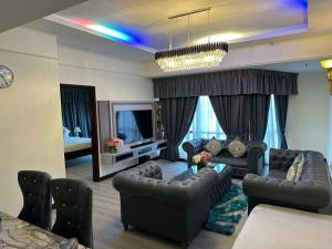 Posezení v ubytování Fantastic appartment at times square Kuala Lumpur
