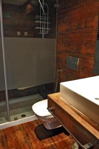 Uma casa de banho em Casa Dos Poos