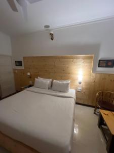 Imagen de la galería de hotel saina inn, en Dehradun