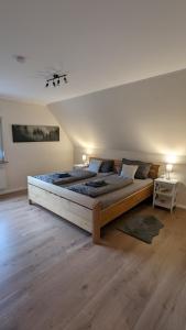 Ein Sitzbereich in der Unterkunft Ferienhaus Dhrontal