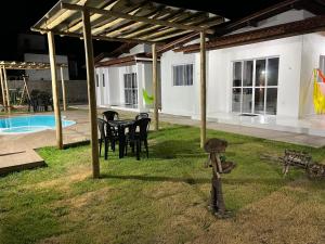 Πισίνα στο ή κοντά στο PARAISO DAS ÁGUAS - CHALÉ