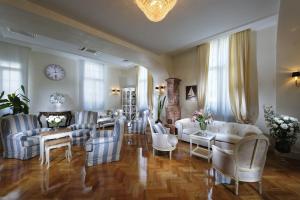 Posedenie v ubytovaní Hotel Italia Palace
