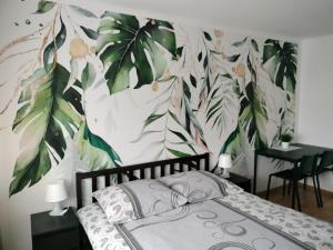 Łóżko lub łóżka w pokoju w obiekcie Apartamenty Częstochowa