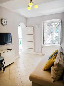 Et tv og/eller underholdning på Villetta Fioregreco