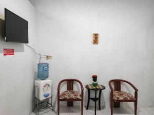 TV/Unterhaltungsangebot in der Unterkunft RedDoorz Syariah near Universitas Batanghari Jambi