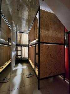 Letto o letti in una camera di Gallary Hostel