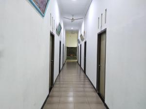 Galeriebild der Unterkunft RedDoorz Syariah near Universitas Batanghari Jambi in Jambi