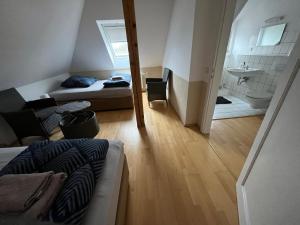 Koupelna v ubytování Doppelzimmer-Bad-Kühlschrank-Tv-19 + 17 fotografií