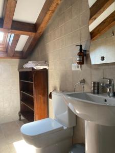 Ένα μπάνιο στο La Valuisilla, hotel rural +121 φωτογραφίες