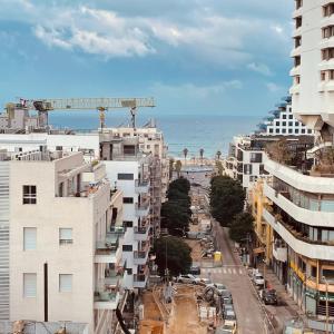 Allenby Tel Aviv Beach area