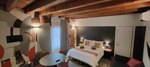 Postel nebo postele na pokoji v ubytování ANNAMA Coliving