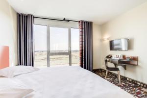 Postel nebo postele na pokoji v ubytování Hotel ParKest + 37 fotografií