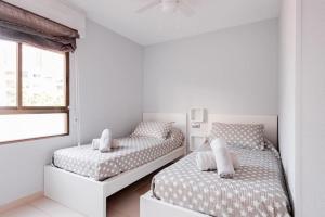 Gambar di galeri bagi 2 Bed apartment near the beach with pool di El Campello