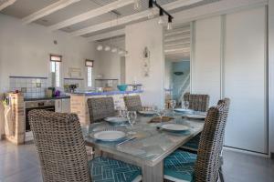 Χώρος καθιστικού στο Séjour confort avec piscine - 6 adultes, 3 enfants