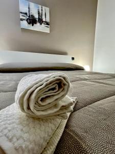 Voodi või voodid majutusasutuse Sidella home toas
