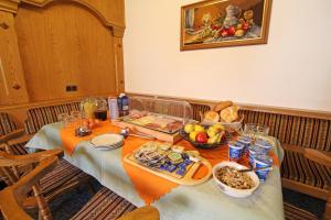 Jídlo v bed and breakfast nebo okolí