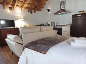 Kuchnia lub aneks kuchenny w obiekcie La Guarida de Vejer Casa Rural
