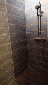 Koupelna v ubytování Appartement terrasse proche vieux-port + 23 fotografií