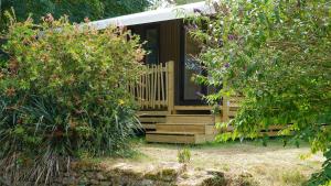 Vonkajšia záhrada v ubytovaní Camping le Dolmen, Carnac, Morbihan