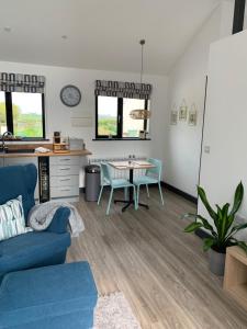 Χώρος καθιστικού στο The Old Egg Shed